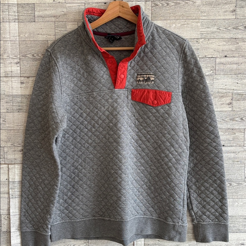 Patagonia Women's Organic Cotton Quilt Snap-T Pullover‎ grey red women’s small